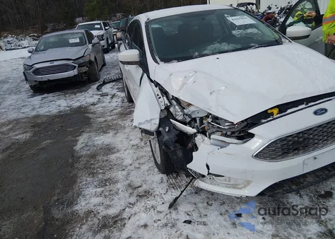 2018 Ford Focus Se из США, поврежденный, VIN 1FADP3K23JL237259